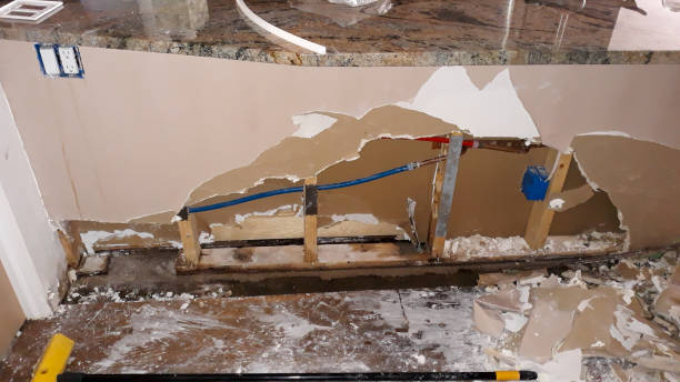 Best Commercial water damage restoration  in Mill Creek, WA